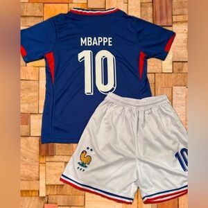 Mbappe France Youth XL Soccer Jersey Kit Age 12-14 Boys Extra Large Footballer